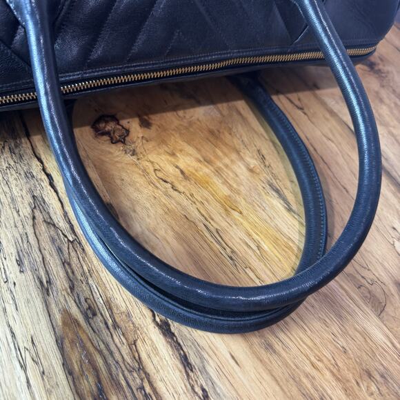 Chanel Vintage Black Chevron Lambskin Medallion Duffel Tote Bag Authentic CoA - Picture 9 of 16